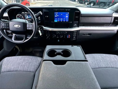 Used 2024 Ford F350 XLT w/ FX4 Off-Road Package image 16