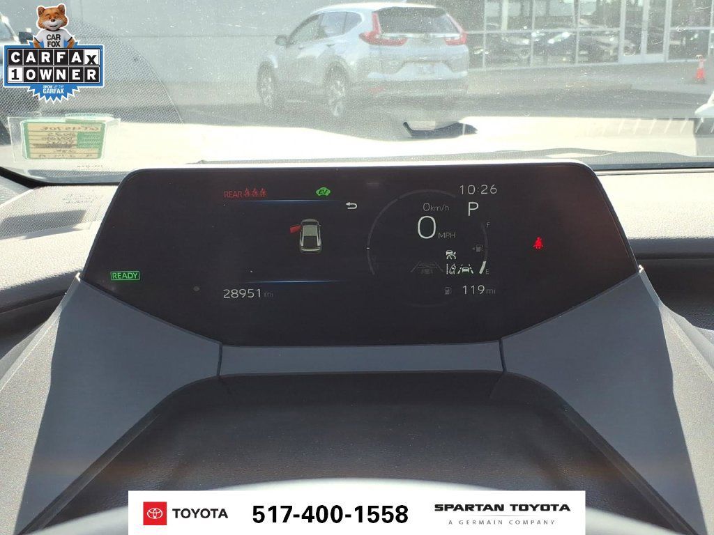 Used 2025 Toyota Prius LE FWD image 18