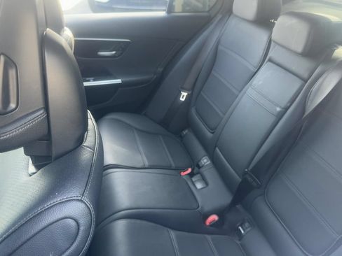 Used 2023 Mercedes-Benz C 300 Sedan image 12
