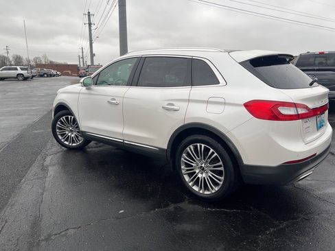 Used 2018 Lincoln MKX Reserve w/ Lincoln MKX Climate Package image 8