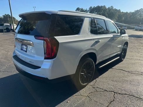 Certified 2023 GMC Yukon SLT w/ SLT Premium Package AWD/4WD image 8