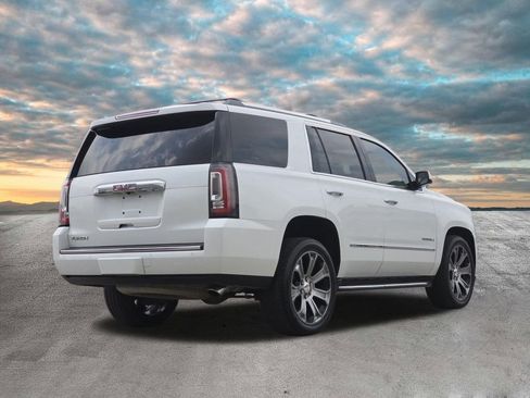Used 2017 GMC Yukon Denali w/ Open Road Package image 8
