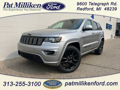 Used 2020 Jeep Grand Cherokee Altitude AWD/4WD image 1