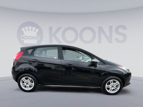 Used 2018 Ford Fiesta SE image 8