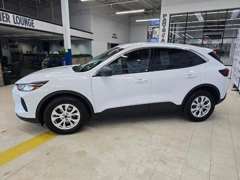 Certified 2023 Ford Escape Active AWD/4WD image 4