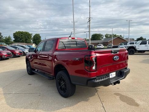 Used 2025 Ford Ranger Lariat w/ Black Appearance Package AWD/4WD image 5