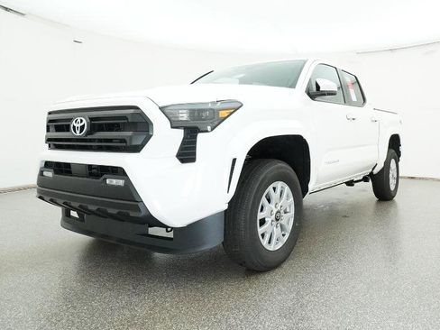 New 2025 Toyota Tacoma SR5 RWD image 4