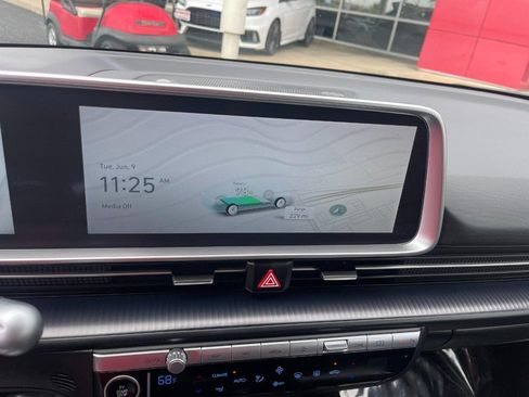 Used 2024 Hyundai Ioniq 6 SE RWD image 26
