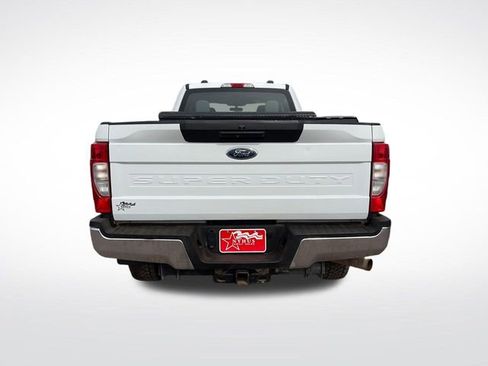 Used 2022 Ford F250 XL w/ Power Equipment Group AWD/4WD image 5