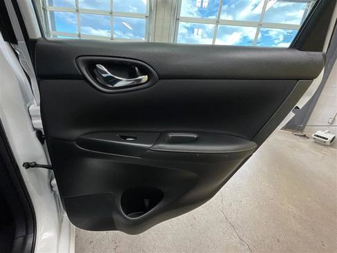 Used 2018 Nissan Sentra S image 20