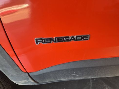 Used 2018 Jeep Renegade Sport w/ Power & Air Group image 10