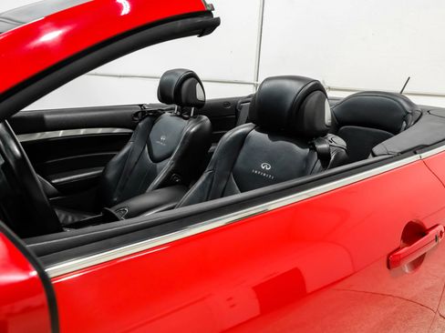 Used 2011 INFINITI G37 Sport w/ Premium Pkg image 33