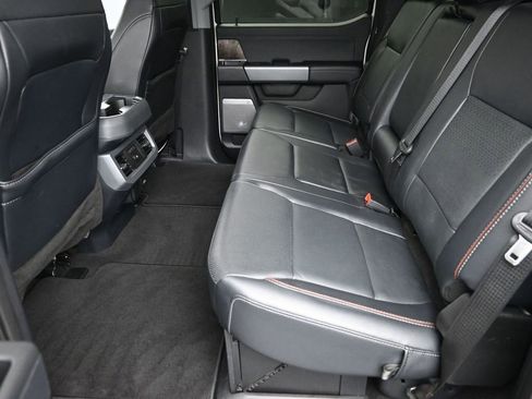 Used 2024 Ford F350 Lariat image 11