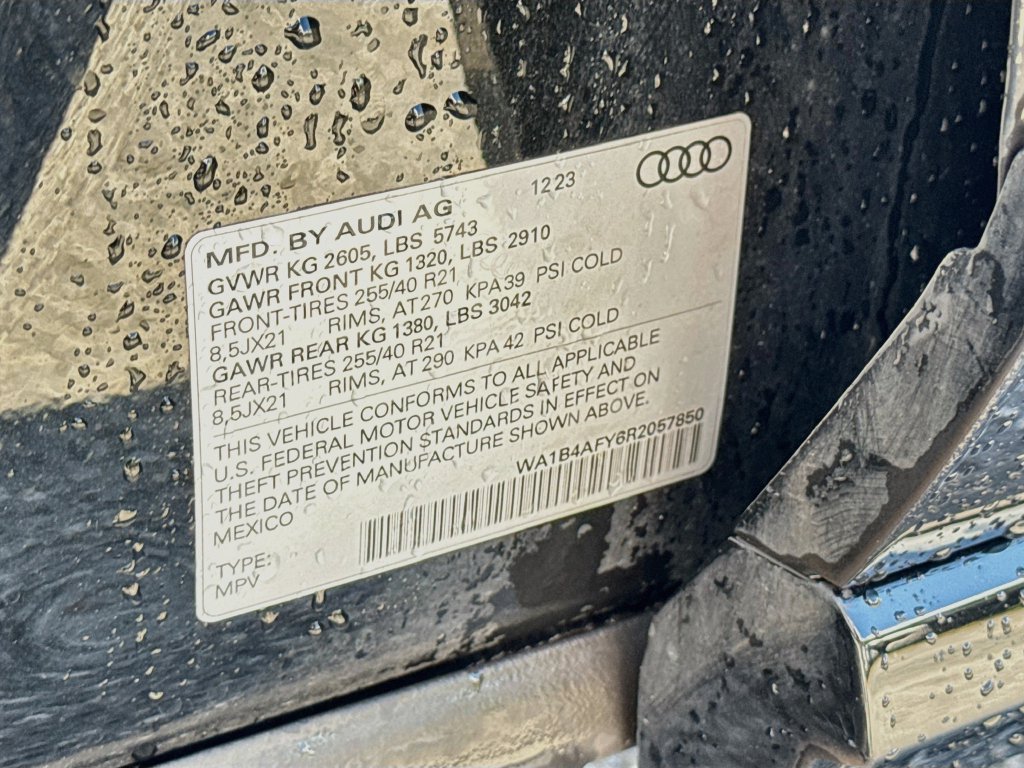Used 2024 Audi SQ5 Premium Plus AWD/4WD image 33
