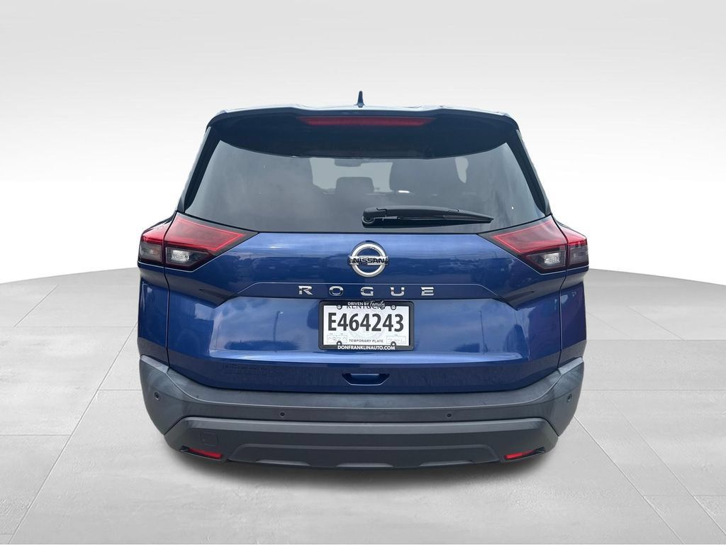 Used 2021 Nissan Rogue S FWD image 4