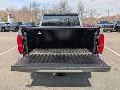 Used 2025 Toyota Tacoma SR5 image 18