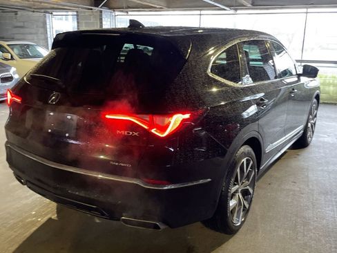 Used 2024 Acura MDX SH-AWD w/ Technology Package image 4