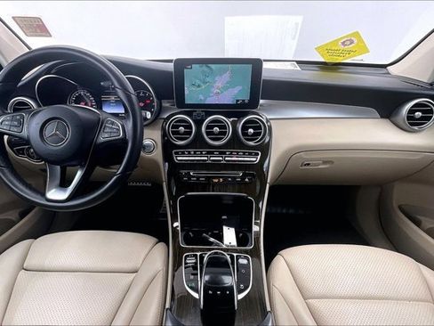 Used 2018 Mercedes-Benz GLC 300 4MATIC image 15