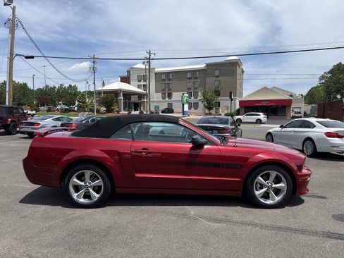Used 2008 Ford Mustang GT Premium RWD image 8