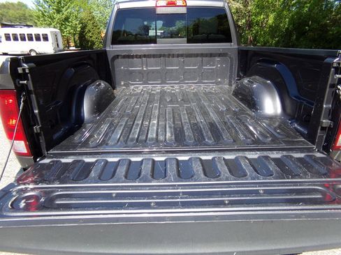 Used 2018 RAM 1500 Big Horn AWD/4WD image 13