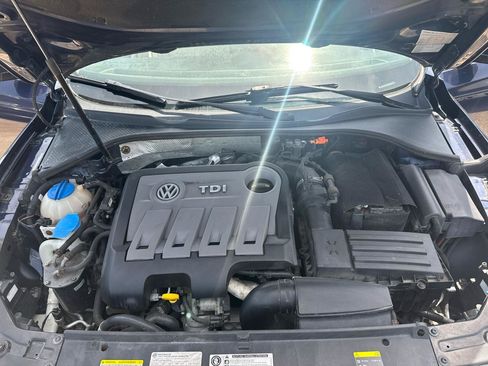 Used 2014 Volkswagen Passat TDI SEL Premium FWD image 34