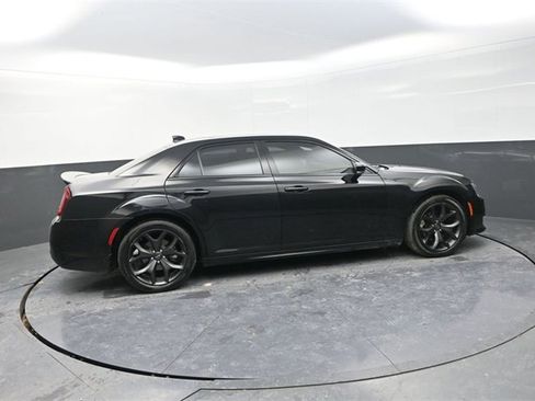 Used 2021 Chrysler 300 S w/ S Model Appearance Package image 8