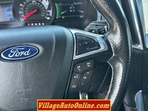 Used 2019 Ford Edge ST w/ Equipment Group 401A AWD/4WD image 33