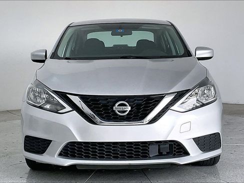 Used 2019 Nissan Sentra S image 6