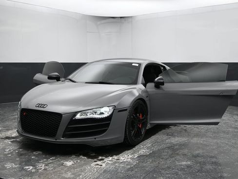 Used 2010 Audi R8 V10 image 15