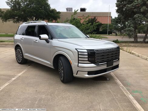 Used 2026 Hyundai Palisade Calligraphy FWD image 4