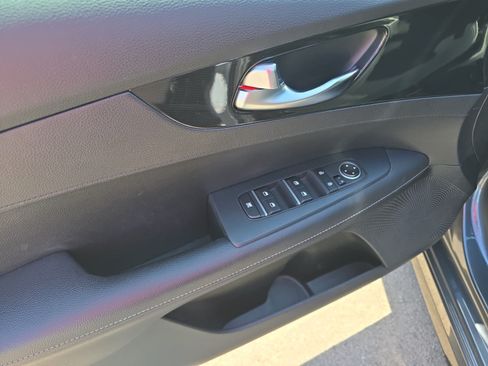 Used 2021 Kia Forte GT-Line FWD image 11