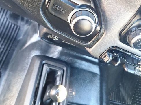 Used 2023 RAM 2500 Tradesman w/ Chrome Appearance Group image 23