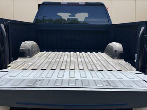 Used 2021 GMC Sierra 1500 AT4 AWD/4WD image 5