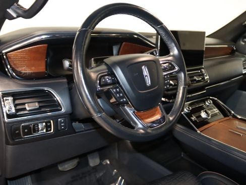 Used 2024 Lincoln Navigator L Black Label AWD/4WD image 37