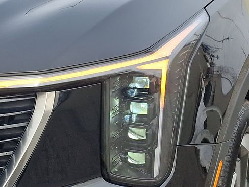 Certified 2025 Kia Sorento SX Prestige image 9