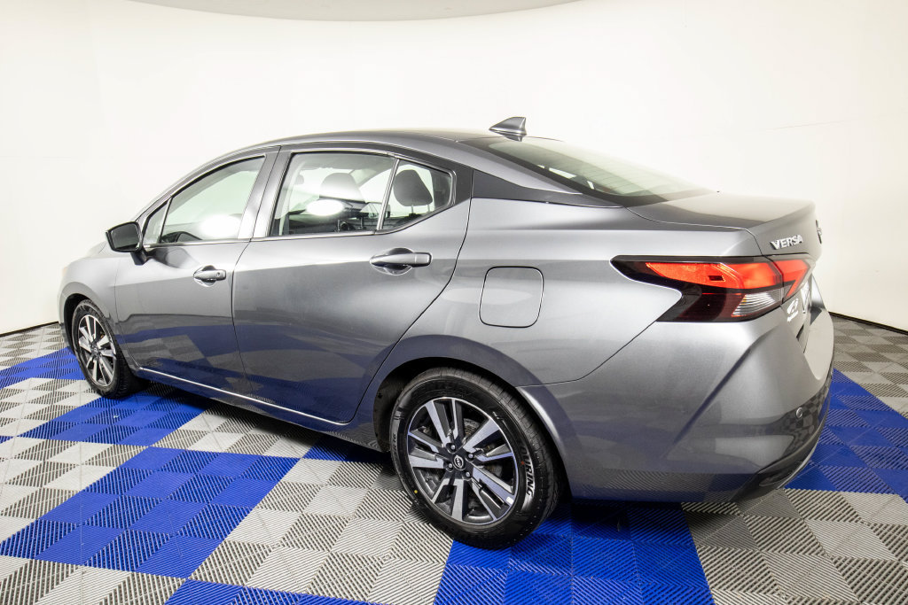 Used 2025 Nissan Versa SV FWD image 8