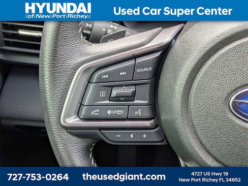 Used 2025 Subaru Outback Premium image 32