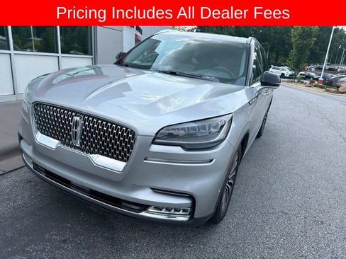 Used 2020 Lincoln Aviator Reserve w/ Equipment Group 201A RWD image 2