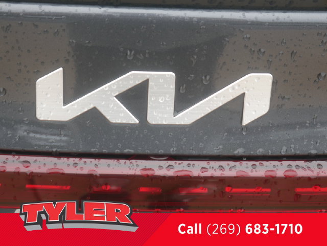 Used 2024 Kia Forte GT-Line FWD image 15