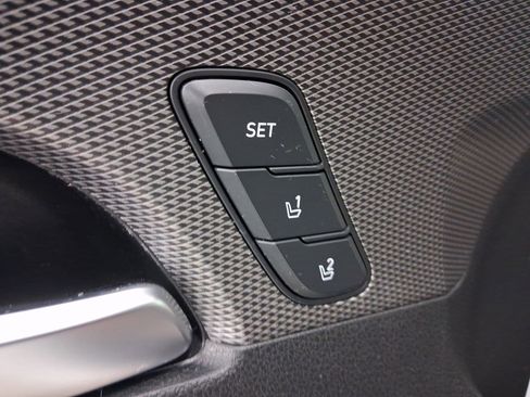 Used 2019 Hyundai Santa Fe FWD image 16