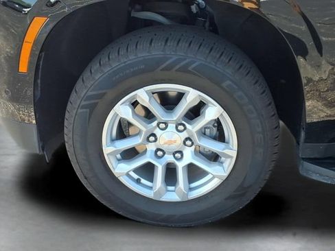 Used 2025 Chevrolet Tahoe LT AWD/4WD image 14
