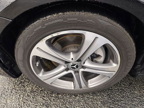 Used 2018 Mercedes-Benz E 300 image 17