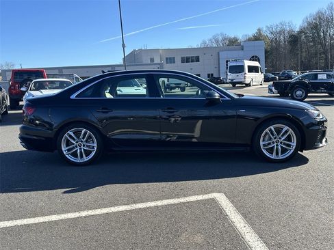 Used 2024 Audi A4 2.0T Premium Plus image 6
