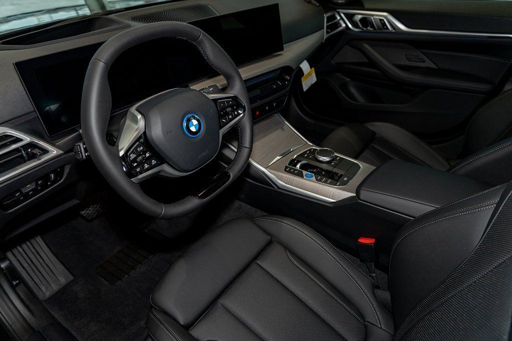 New 2026 BMW i4 xDrive40i w/ Premium Package AWD/4WD image 15