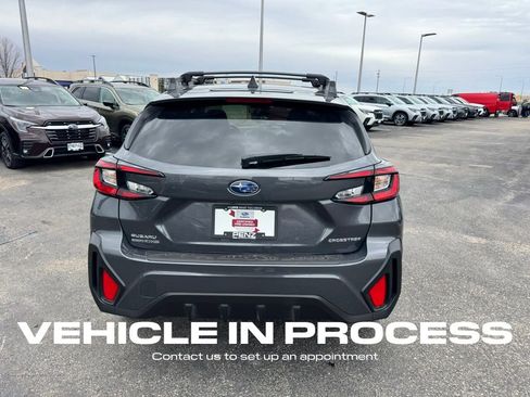 Used 2024 Subaru Crosstrek 2.0i Premium image 4