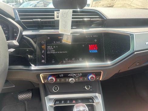 New 2025 Audi Q3 2.0T Premium image 13