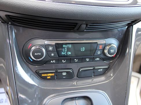 Used 2015 Ford Escape Titanium AWD/4WD image 25