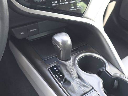 Used 2021 Toyota Camry SE FWD image 23