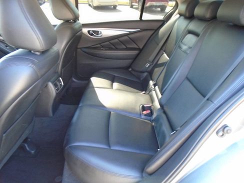 Used 2021 INFINITI Q50 Luxe image 10