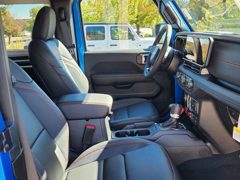New 2025 Jeep Wrangler Rubicon image 14